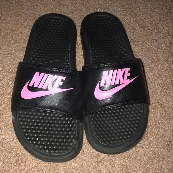 nike slides with pink logo